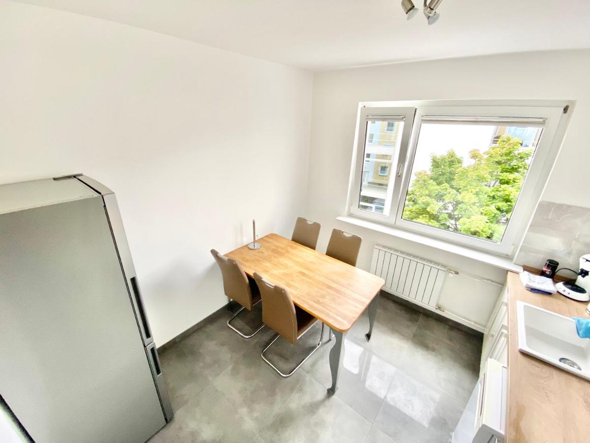 Zentral Gelegene 2 Zi. Wohnung Naehe Innenstadt/Hbf 沃尔夫 外观 照片